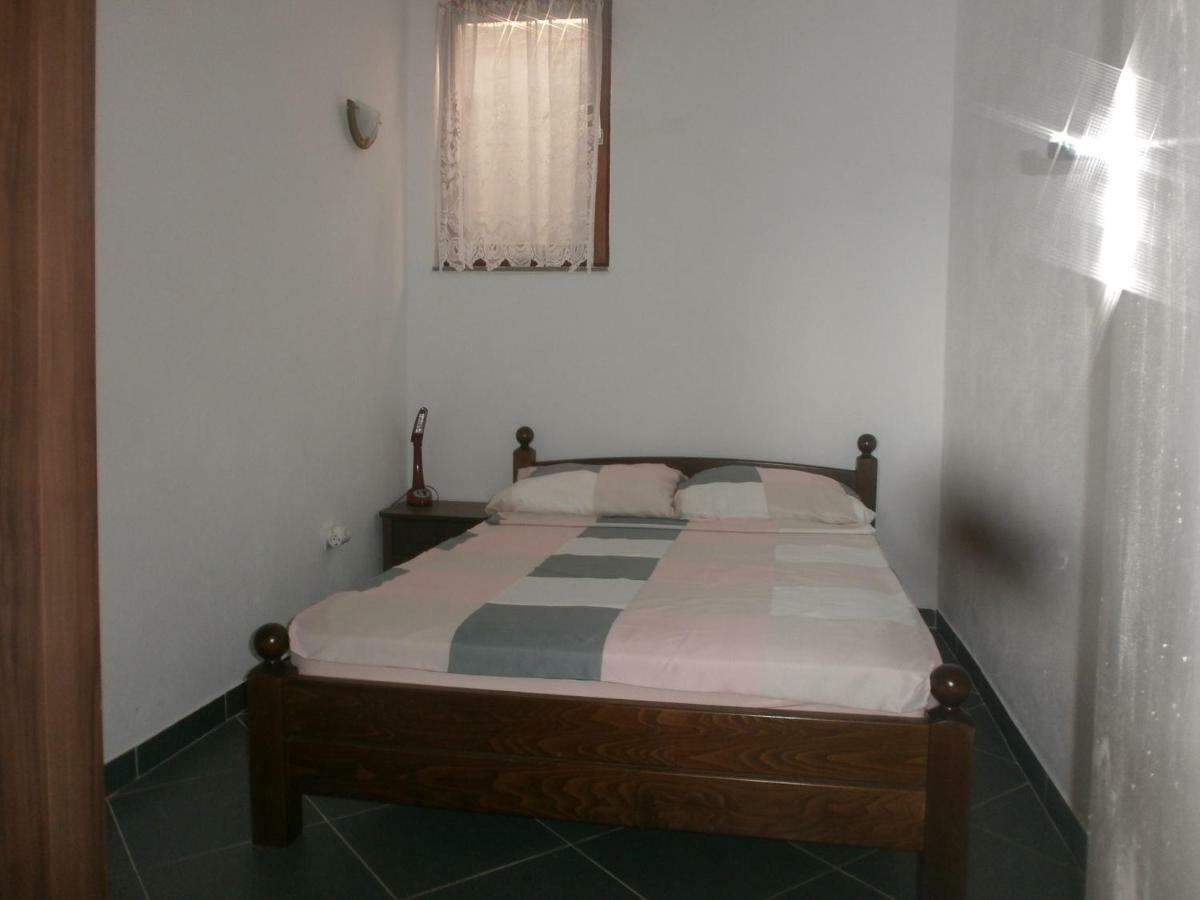 Apartmani Lastro Jesenice  Exterior foto